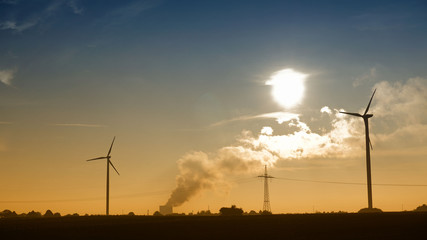 Obraz premium Energie - Wind - Sonne - Atomenergie