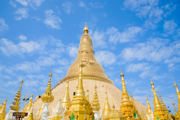 Fototapeta premium Myanmer famous sacred place and tourist attraction landmark - Shwedagon Paya pagoda. Yangon, Myanmar