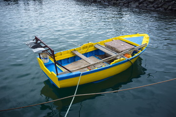 Barca gialla