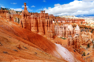 Scenic view of stunning red sandstone hoodoos in Bryce Canyon National Park