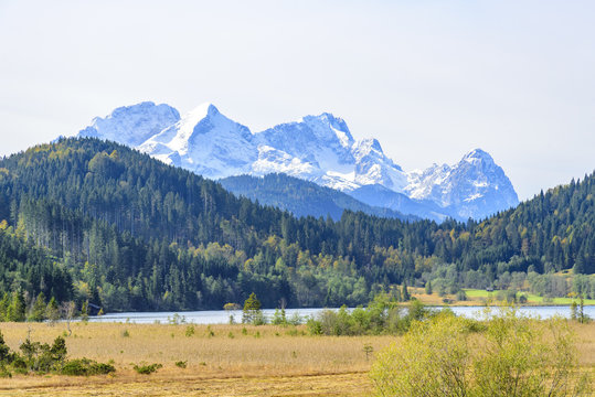 Herbstliche Landschaften bei Kr&uuml;n in Oberbayern