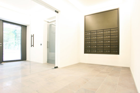 Briefkasten in edler Wohnanlage