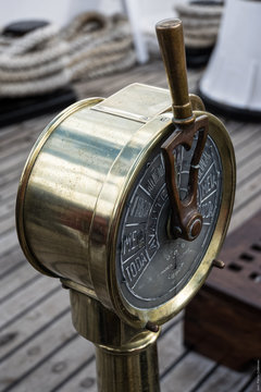 Chadburn d'un bateau