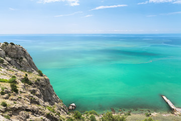 the turquoise waters of Crimea / photo bright summer trip to the
