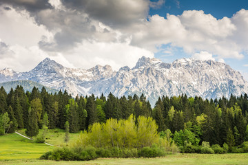 Fototapeta na wymiar Karwendel mountains in the alps of Bavaria