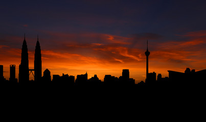Obraz premium Kuala Lumpur skyline with sunset illustration