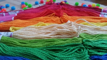 Multicolored cotton strands