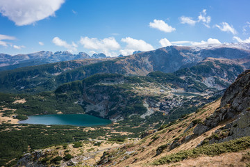 Fototapeta na wymiar Blick auf die Sieben Seen Region im Rila Gebirge