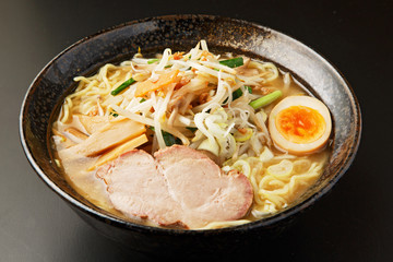 みそラーメン