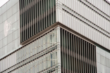 Fototapeta na wymiar Muster der Fassade eines Hochhauses