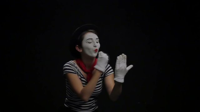 Mime girl going on a date. 4k