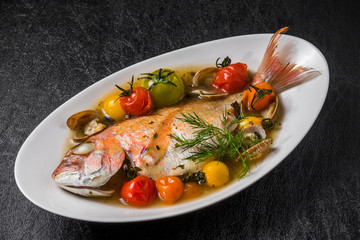 真鯛のアクアパッツア acqua pazza of the red snapper Italian