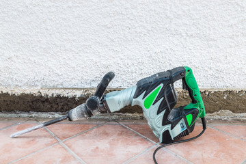 Professional pneumatic hammer drill perforator