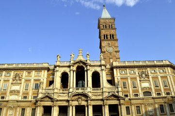 Fototapeta na wymiar Historical Basilica Papale di Santa Maria Maggiore church in Rom