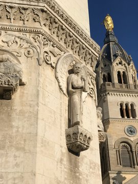 Basilique Notre Dame de Fourri&egrave;re - Perspective
