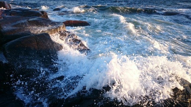 Effervescent waves