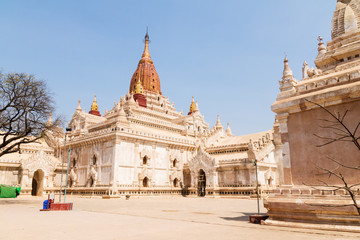 Fototapeta na wymiar Ananda temple in Bagan, Myanmar