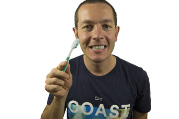 686 - man brushing teeth
