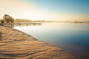 Poranek nad jeziorem © Mariusz Stoszewski