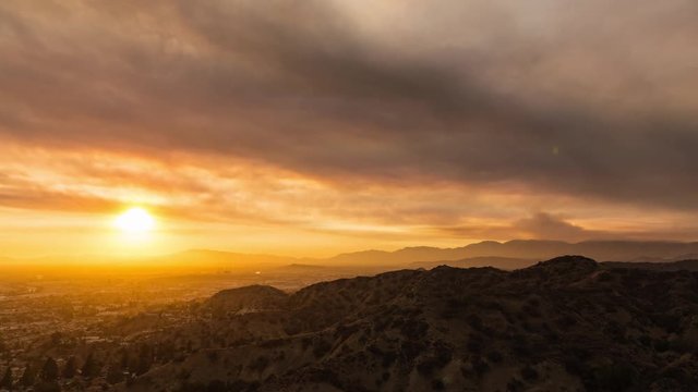 Santa Clarita Sand Fire 2016 Day To Night Sunset Timelapse from Sun Valley, CA