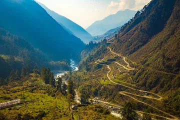 Deurstickers Chopta-vallei in Noord-Sikkim, India © orpheus26