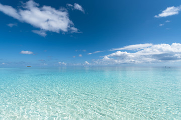 モルディブ 海 空 新婚旅行 ハネムーン 