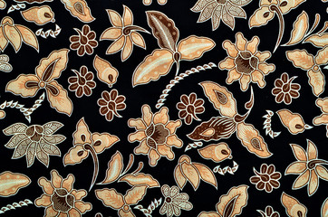 Pattern for traditional clothes malaysia include batik