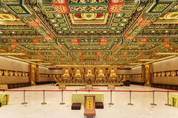 Foto op Canvas Grand Hall of Ten Thousand Buddhas at Po Lin Monastery, Lantau Island, Hong Kong © Wilding