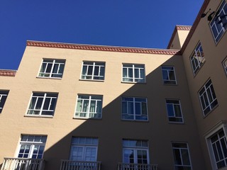 Naklejka premium building shadow