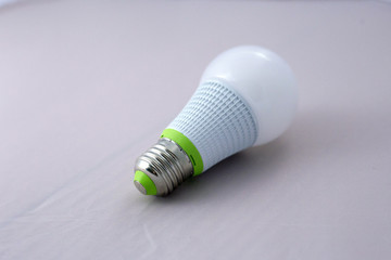 LED light bulb