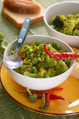 insalata di verdure al forno con peperoncino