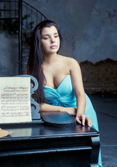 woman with piano