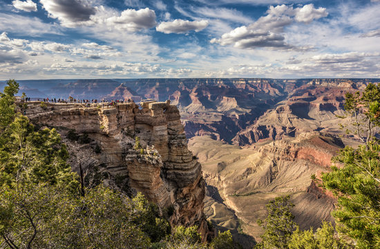 South rim of Grand Canyon from the "Mather Point"