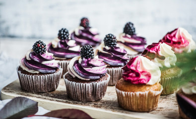 berry cupcakes