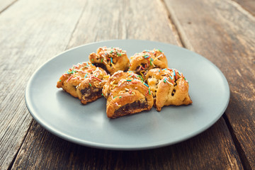 Buccellato - traditional Sicilian pastries stuffed with dried figs and raisins