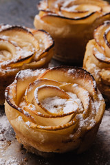puff pastry with apple shaped roses