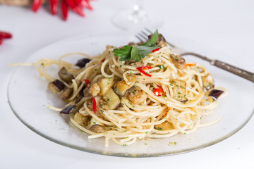 spaghetti aglio, olio, peperoncino