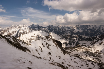 Fototapeta na wymiar Beautiful scenery of the great snowy mountain peaks