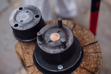 vending machine coin feeding hole