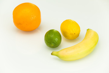 View of the fresh citrus fruits .