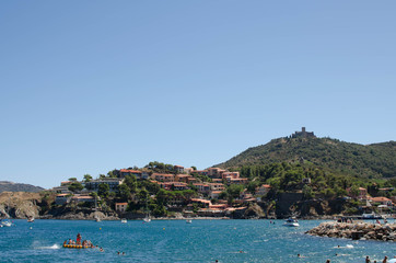 Fototapeta premium village de colliourre