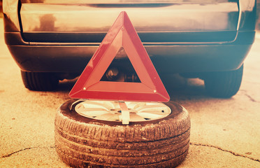 Car problems, red warning triangle