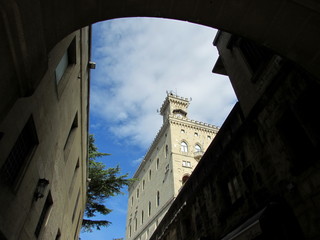 Scorcio del palazzo pubblico a San Marino
