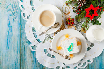 Delicious, traditional cheesecake. Christmas decoration.