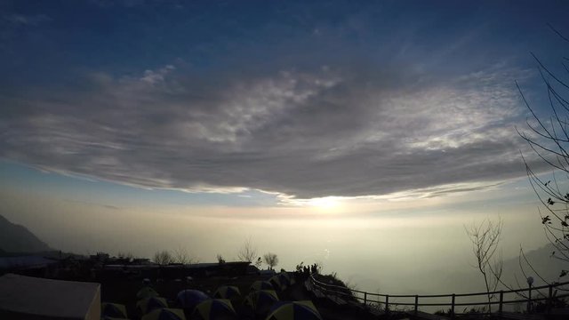 Timelapse of beautiful  fog in morning time at Phu Tub Berk Viewpoint, Phu Hin Rong Kla National Park in Thailand