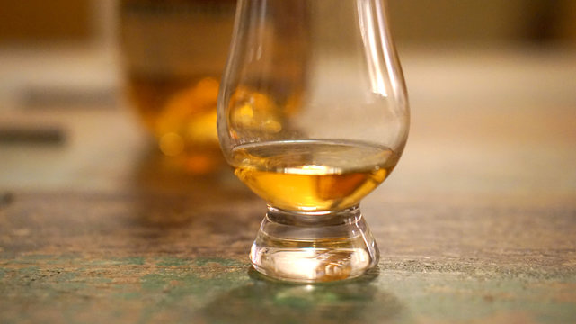 Whisky Noising Glass 