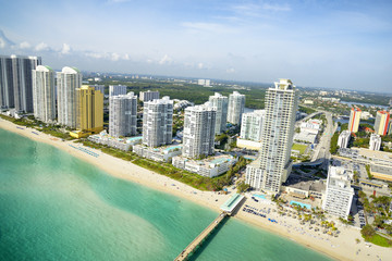 Fototapeta na wymiar Miami Beach aerial view