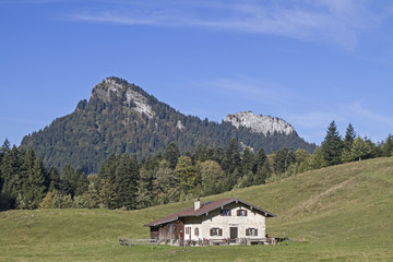 Fototapeta na wymiar Kaseralm in den Chiemgauer Alpen