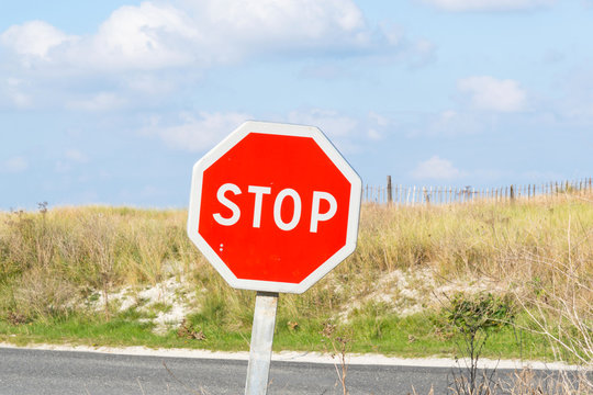 Ein Stopp Schild