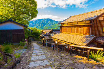 Naklejka premium Downhill Path South Entry Magome Nakasendo Trail H